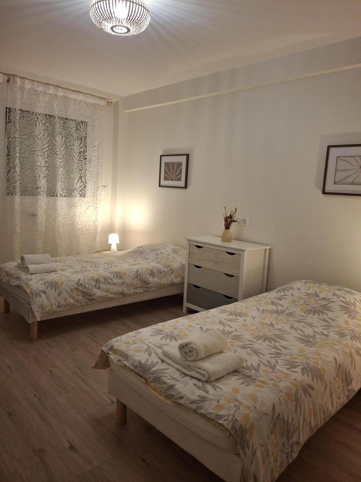 3 Pieces Apartment A Juan-Les-Pins Antibes Buitenkant foto